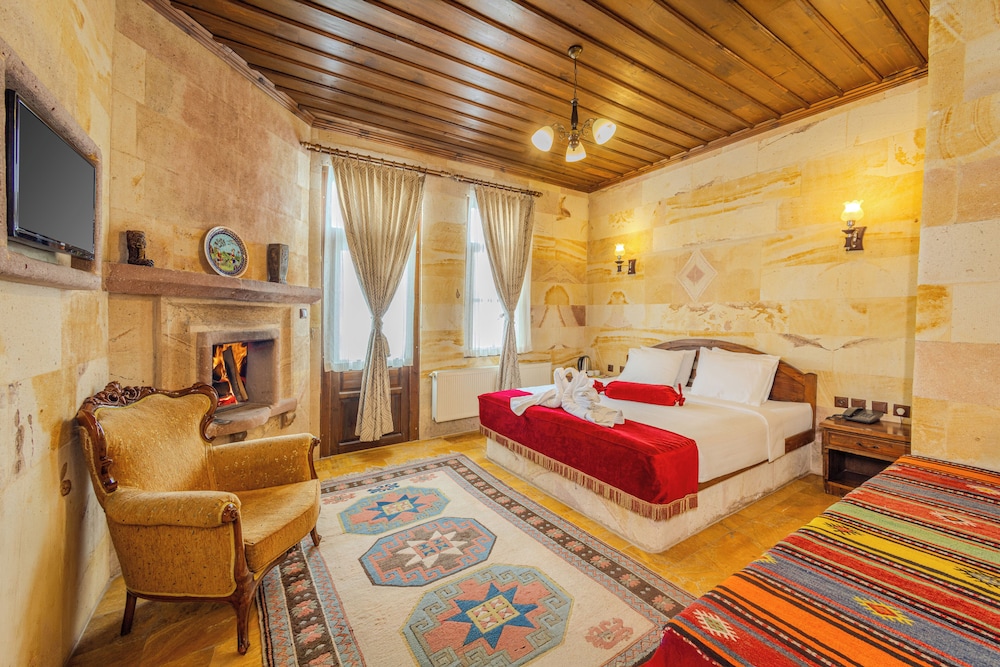 AKUZUN HOTEL 24/65