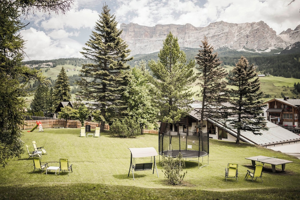 Hotel Ladinia 31/50