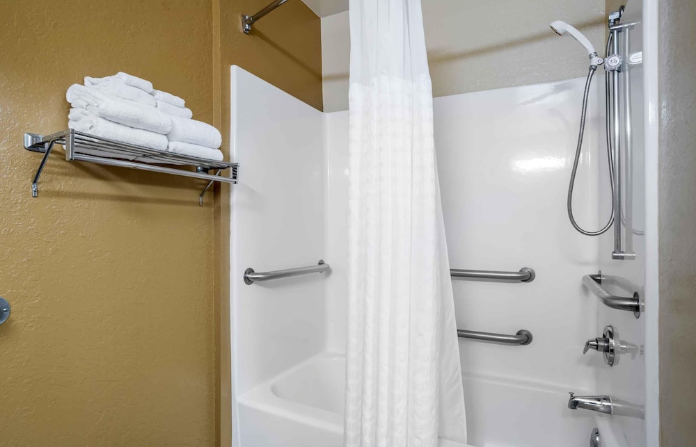 Extended Stay America Pensacola - University Mall 43/45