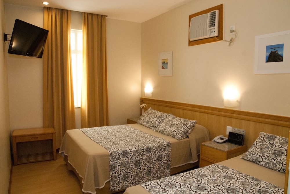 غرفة قياسية ثلاثية بثلاثة أسرّة، Hotel Regina 2/4