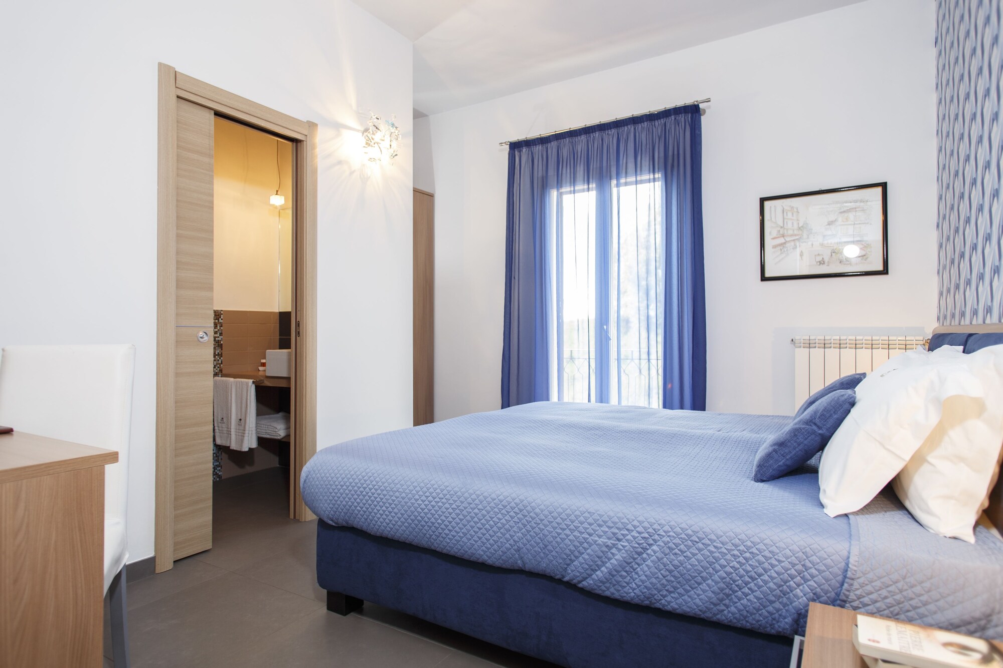 ROOM, DOUBLE BED, BALCONY