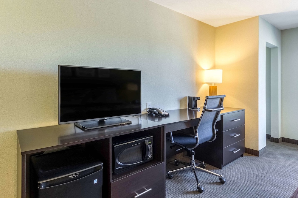 Sleep Inn & Suites Jourdanton - Pleasanton 49/65