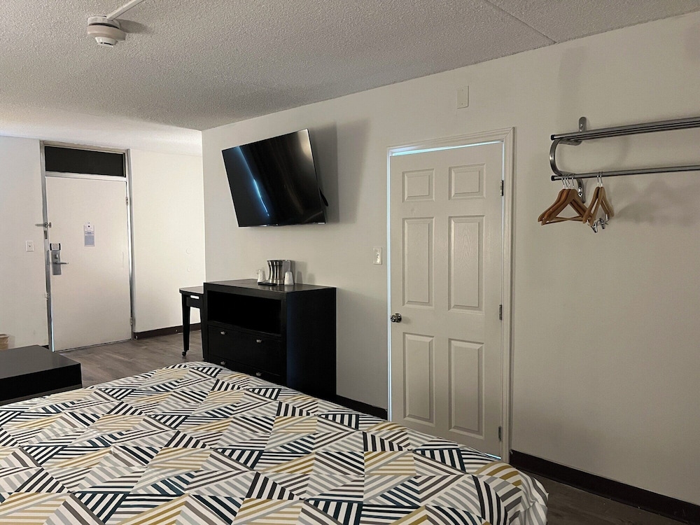 Motel6 Sherman, TX 18/30