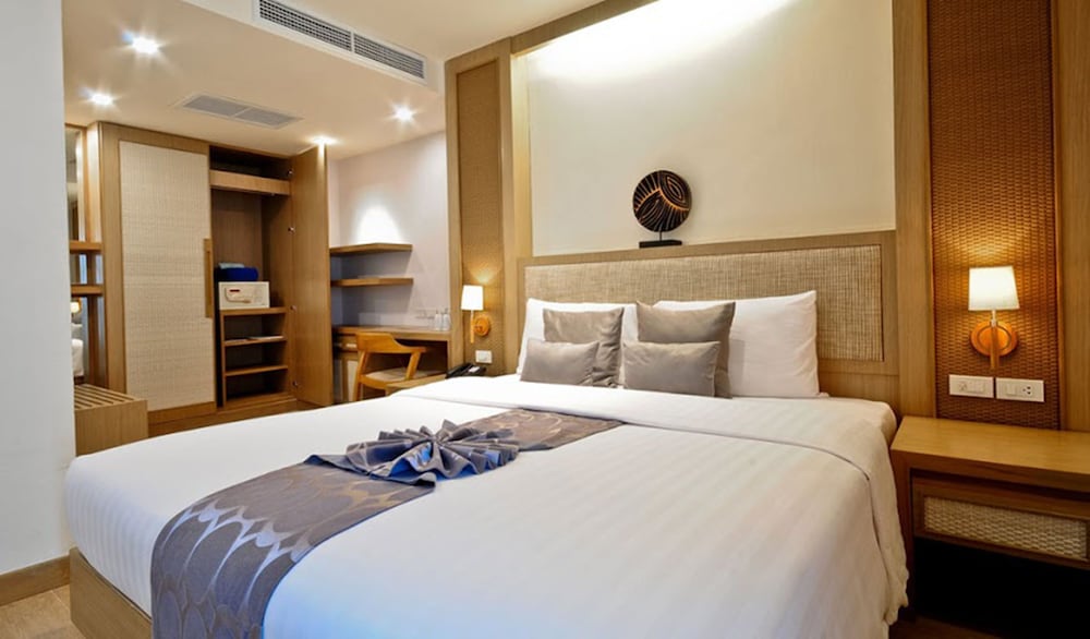 The Ashlee Plaza Patong Hotel & Spa 25/75