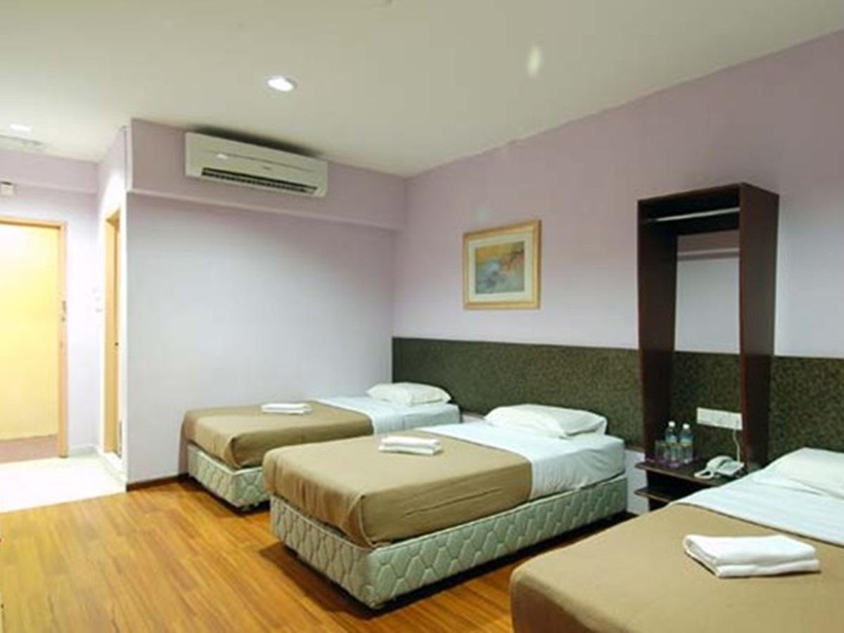 Aristo Hotel At Putatan 13/56
