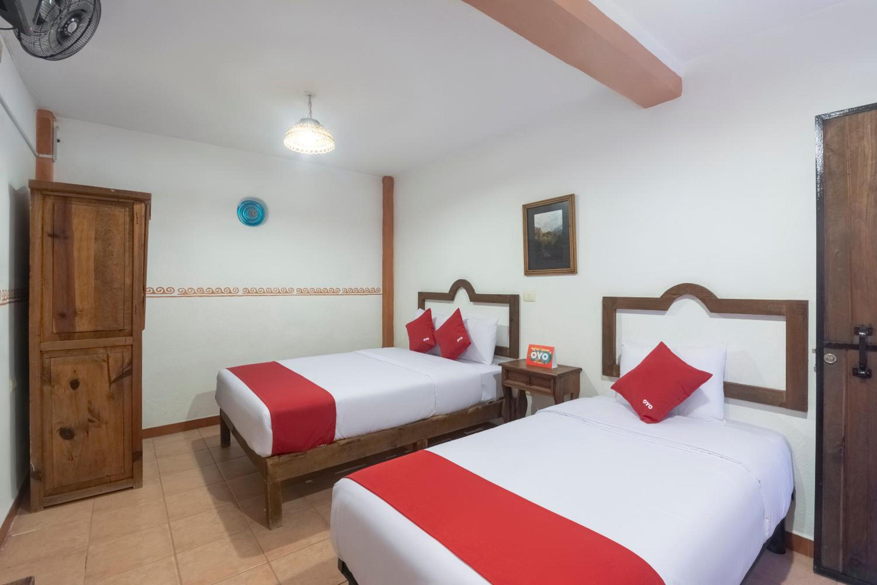 OYO Hotel Coyopolan 37/60