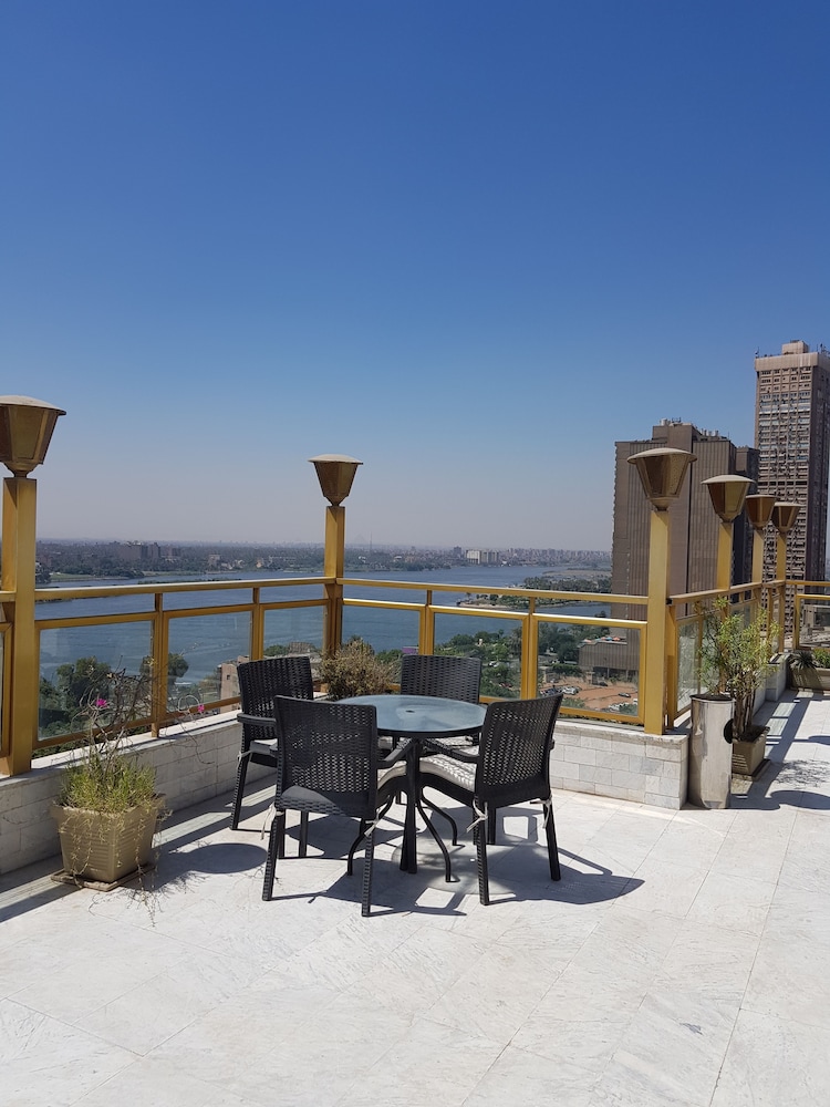 Maadi Hotel 52/62