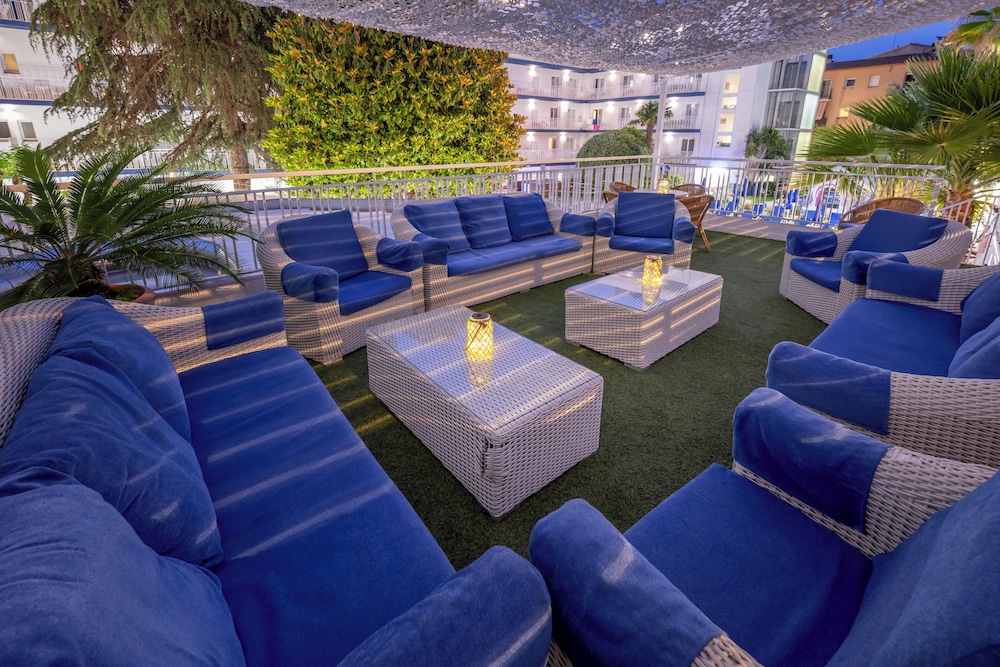 GHT Balmes Hotel, Aparthotel & Splash 53/78