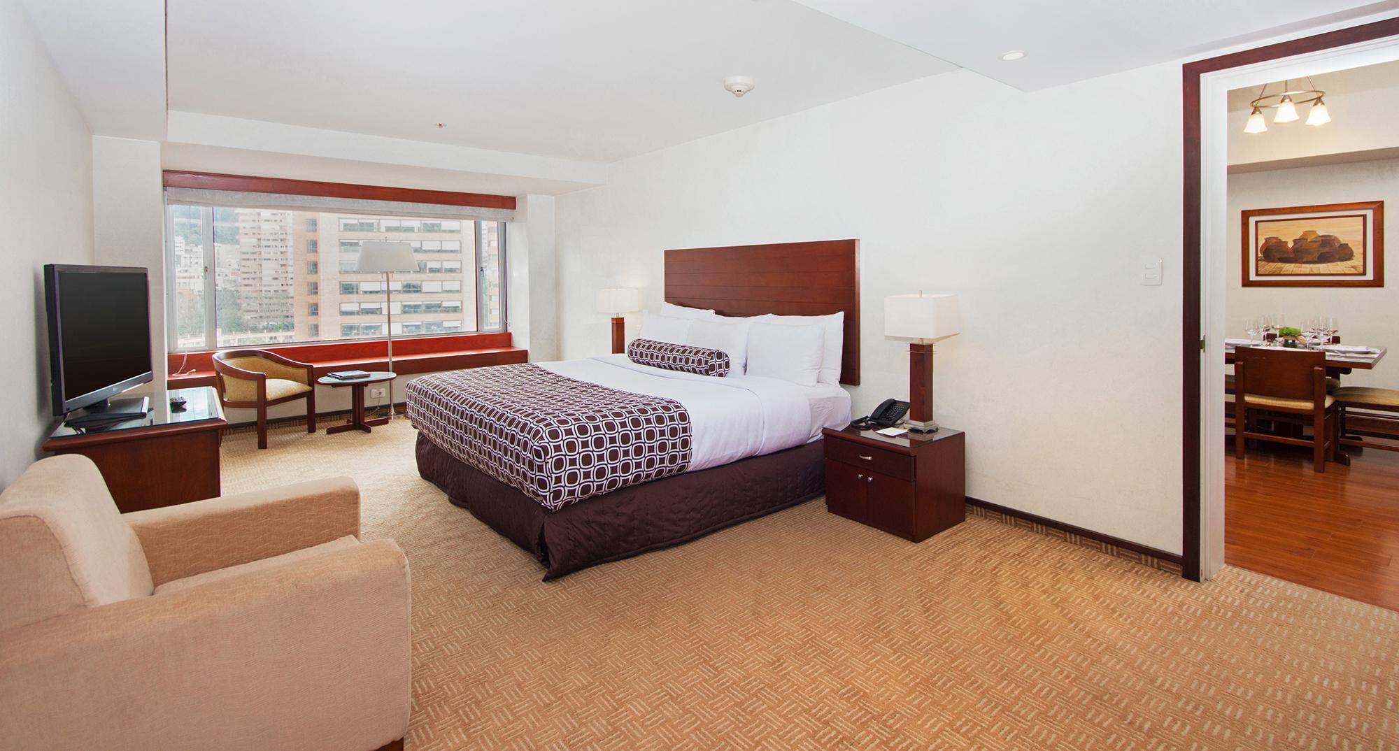 Superior, Suite, Street View