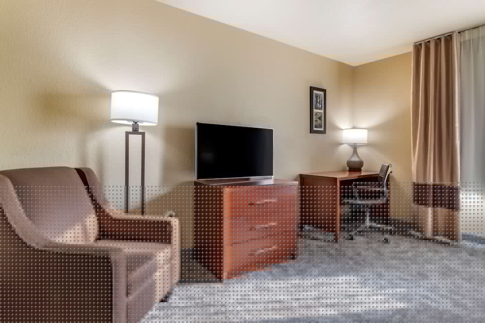 Comfort Inn Bentonville - Crystal Bridges 34/47