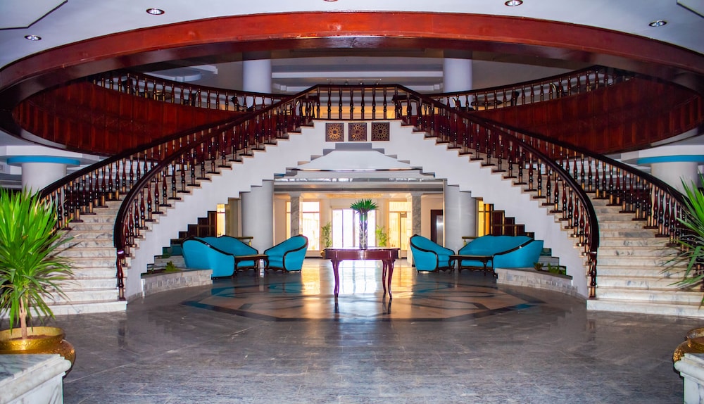 White Valley Palace in HURGHADA