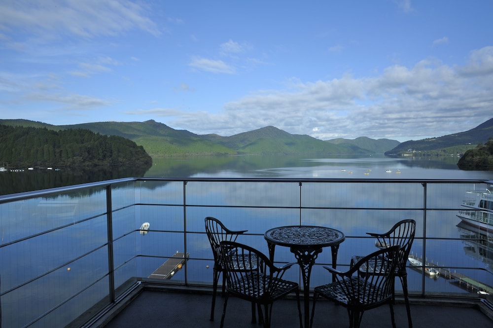Hakone Hotel 39/72