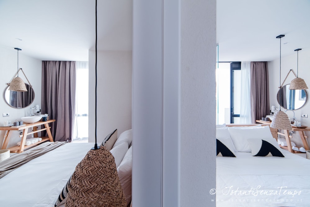 Cumeja Beach Club Hotel 13/52