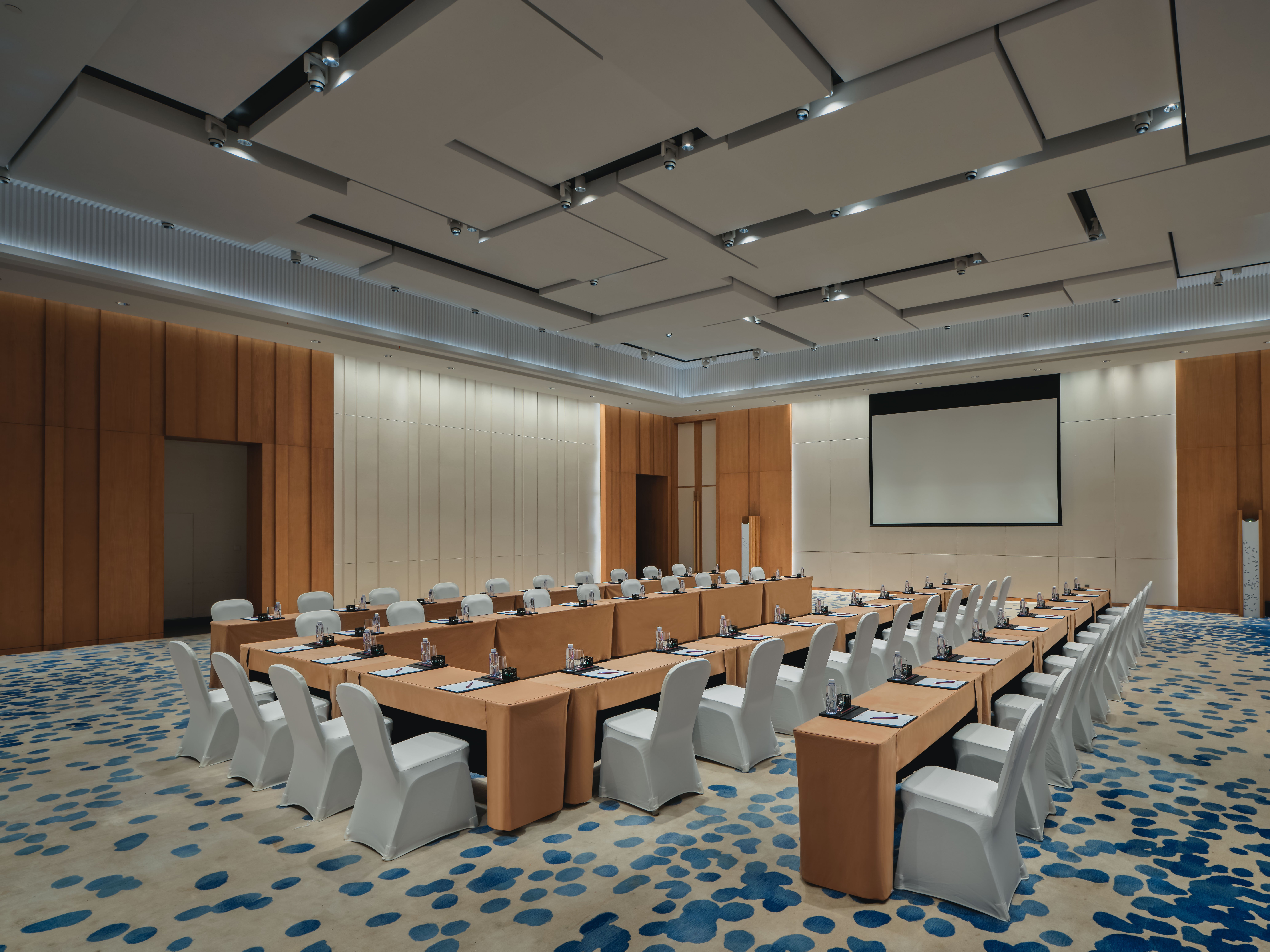 Crowne Plaza Sanya Haitang Bay Resort 35/50