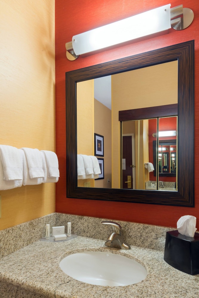 Courtyard by Marriott Denver Southwest-Lakewood 6/21