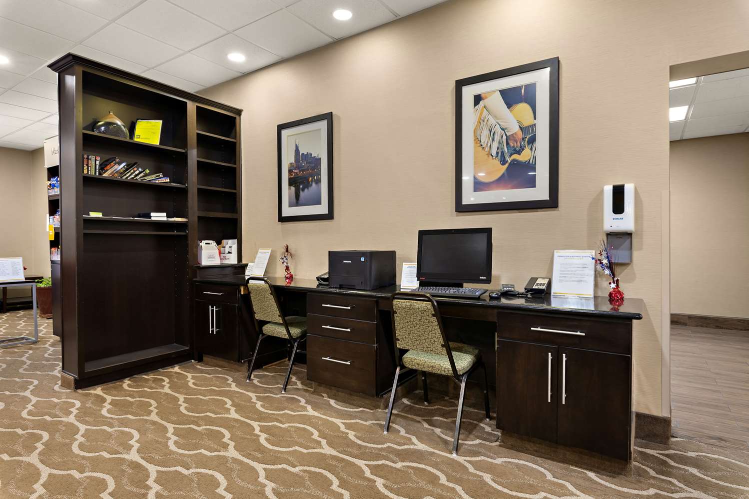 Comfort Suites Nashville 38/46