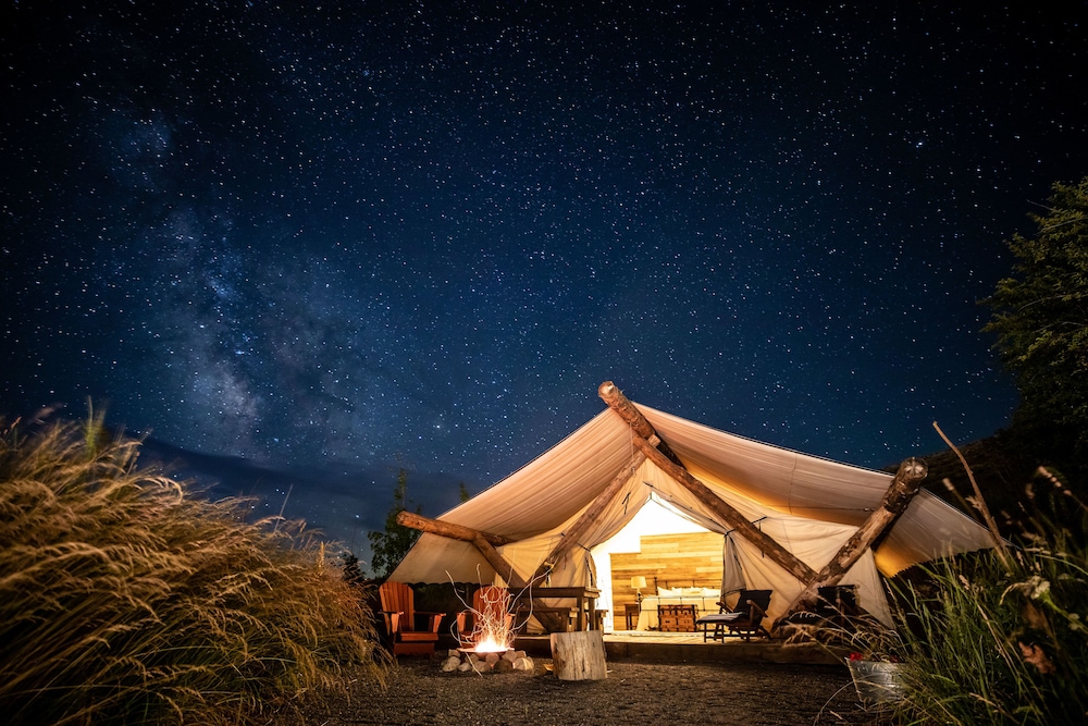 Conestoga Ranch Glamping Resort 95/100
