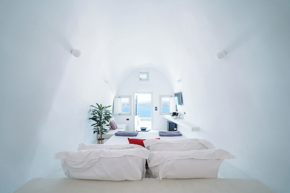 DELUXE, SUITE
