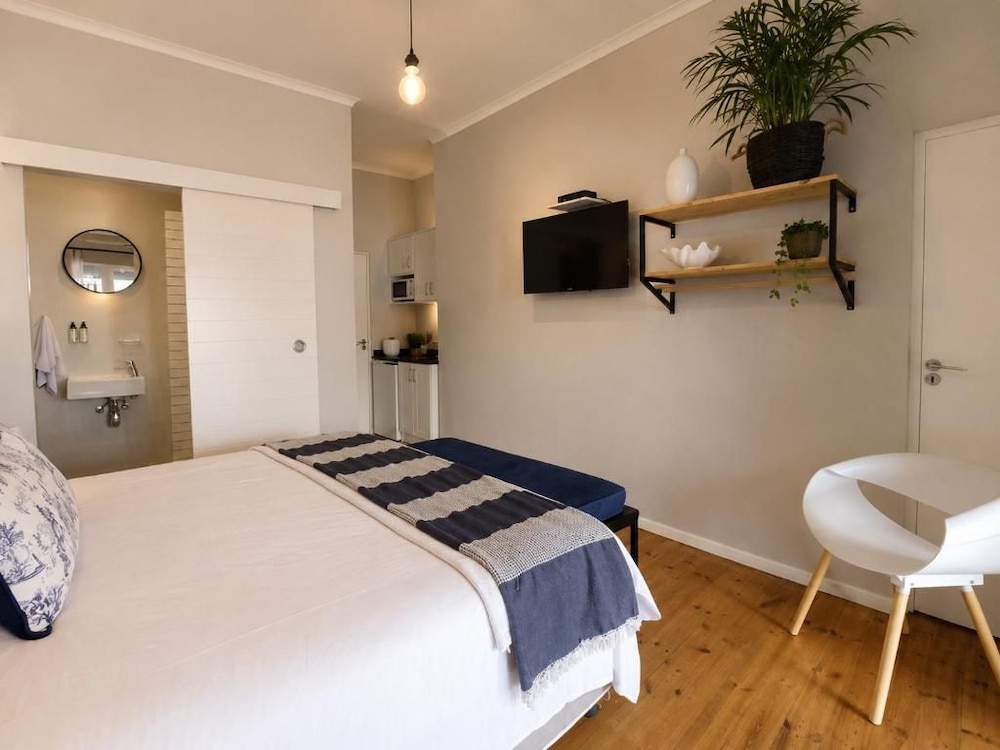 Loddeys Guesthouse 19/50