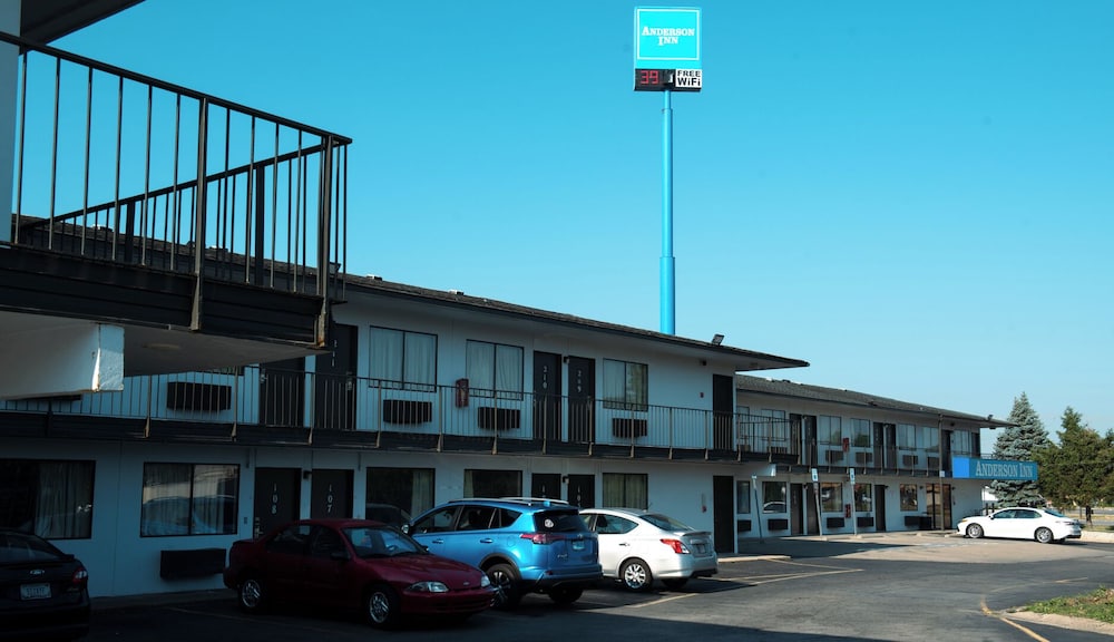 AMERICAS BEST VALUE INN 36/53