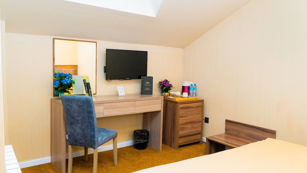 Grand Midway Hotel Baku 50/55