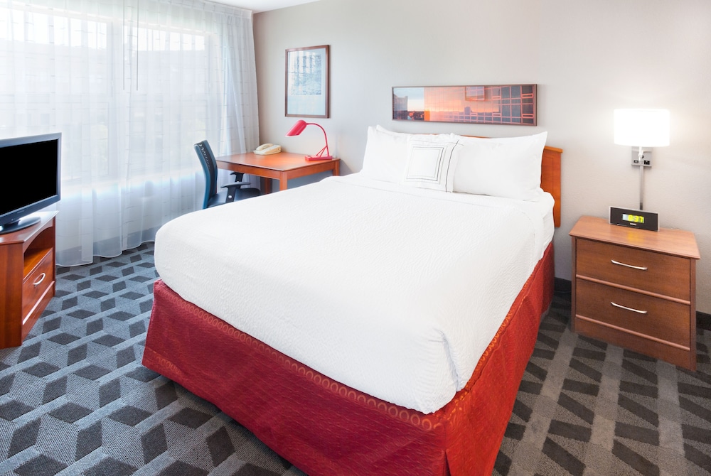 Towneplace Suites By Marriott Minneapolis West Stlouis Park 14/50