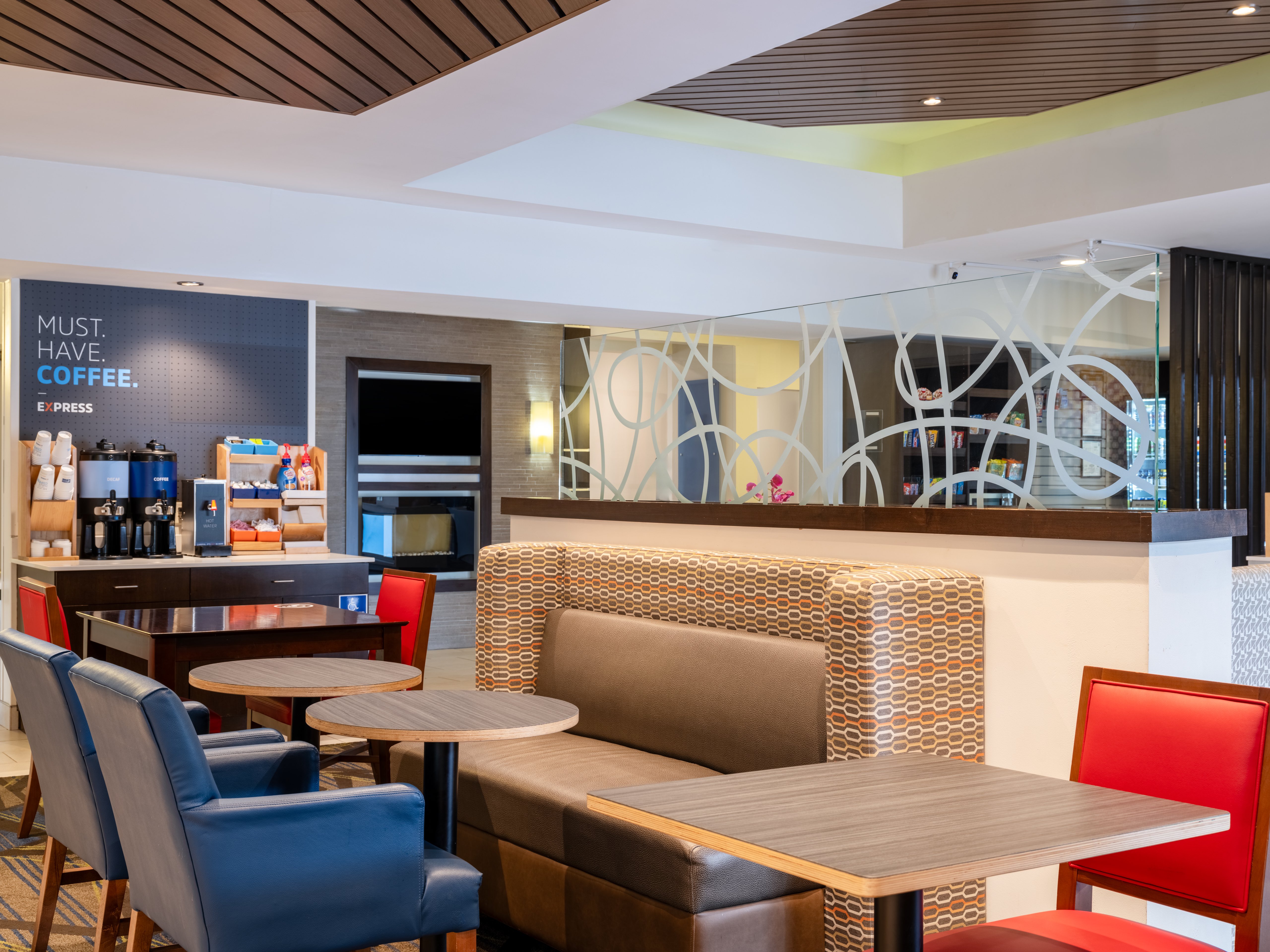 Holiday Inn Express Hotel And Suites Chicago Libertyville 46/63