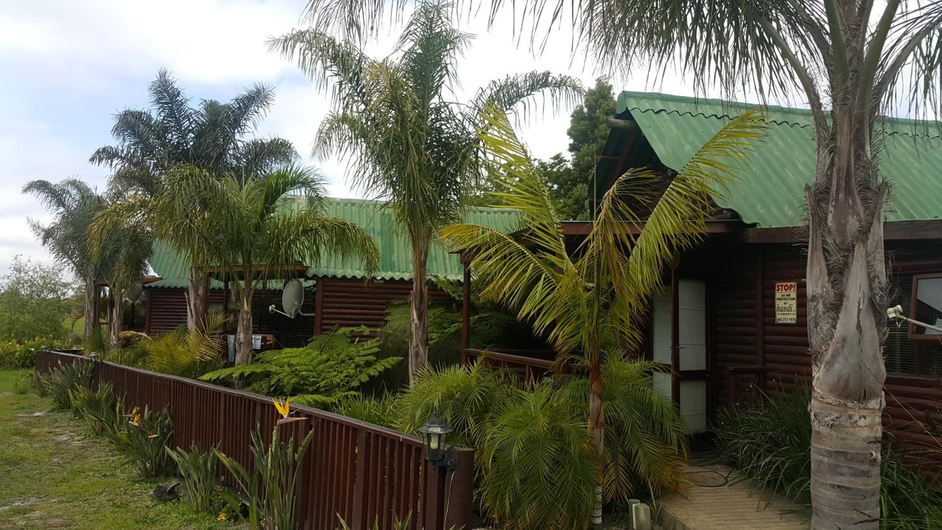Mountain Breeze Log Cabins 15/18