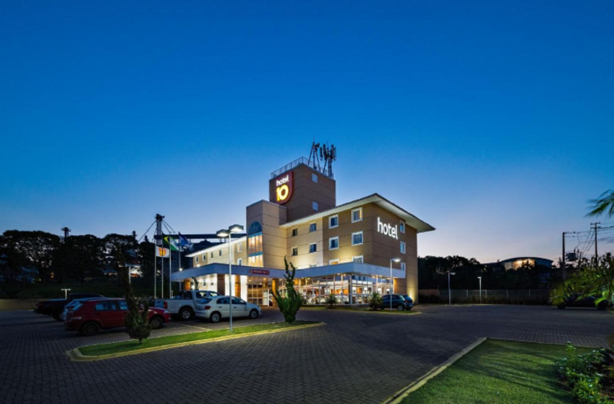 HOTEL 10 PONTA GROSSA 3/31