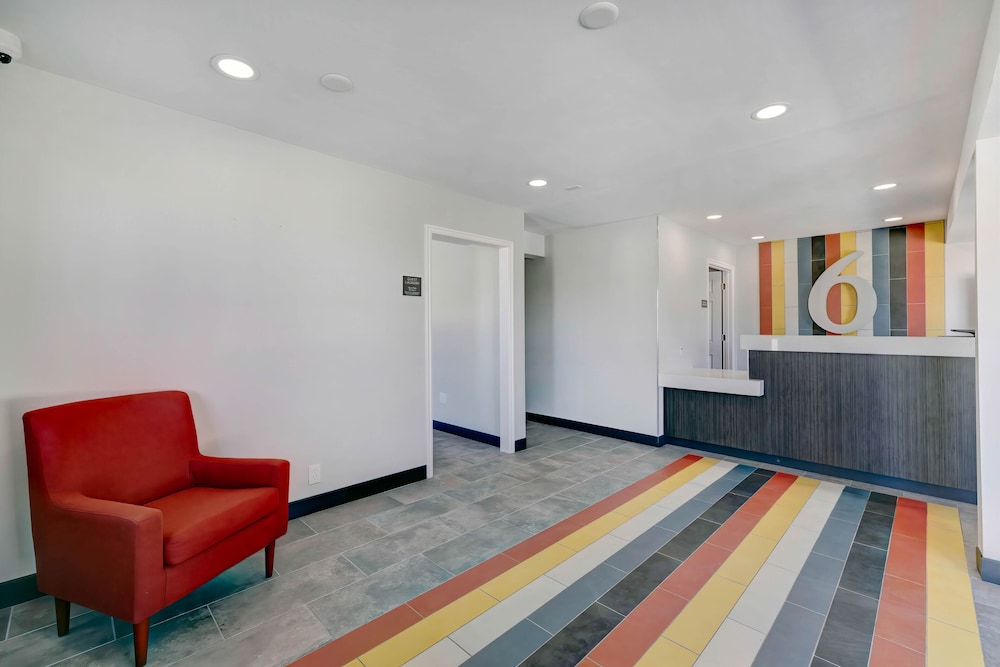 Lobby at Studio6 Rock Springs, WY - Flaming Gorge, ROCK SPRINGS - WY