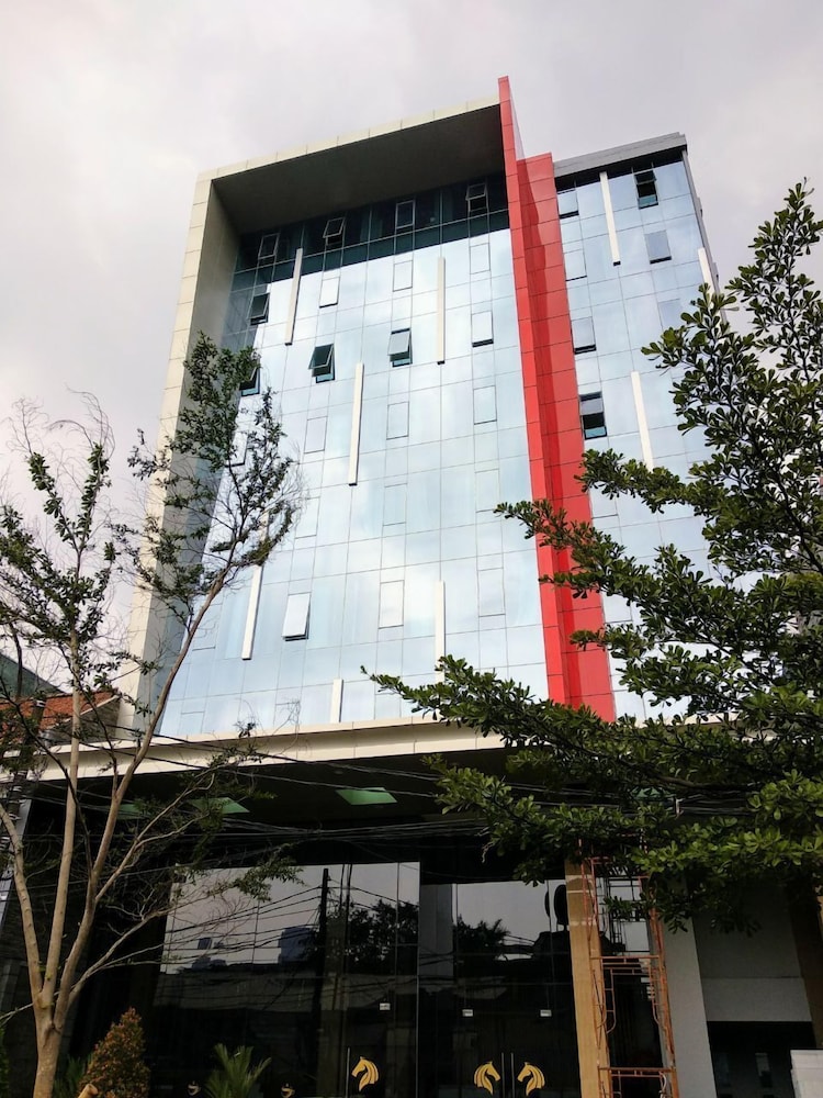 Hotel Dharmein Jakarta 2/58