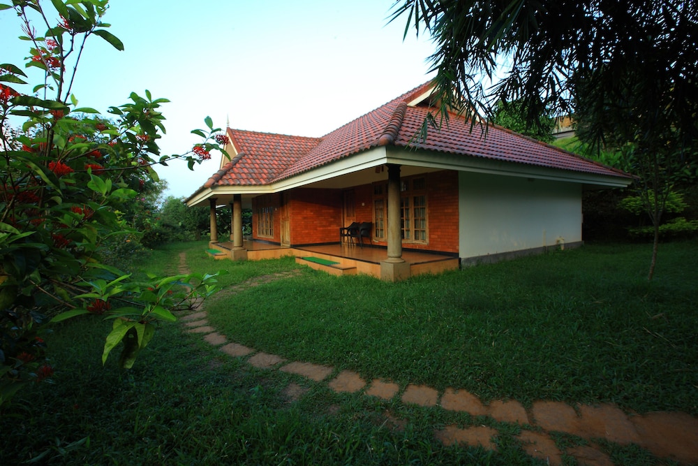 Arayal Resorts: A Unit of Sharoy Resort 47/49