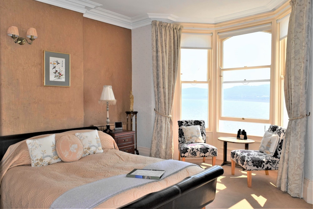The View Guest House 16/50