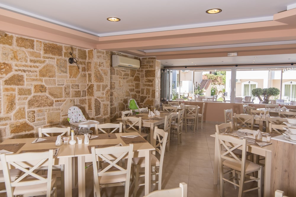 Maistrali Hotel 35/47