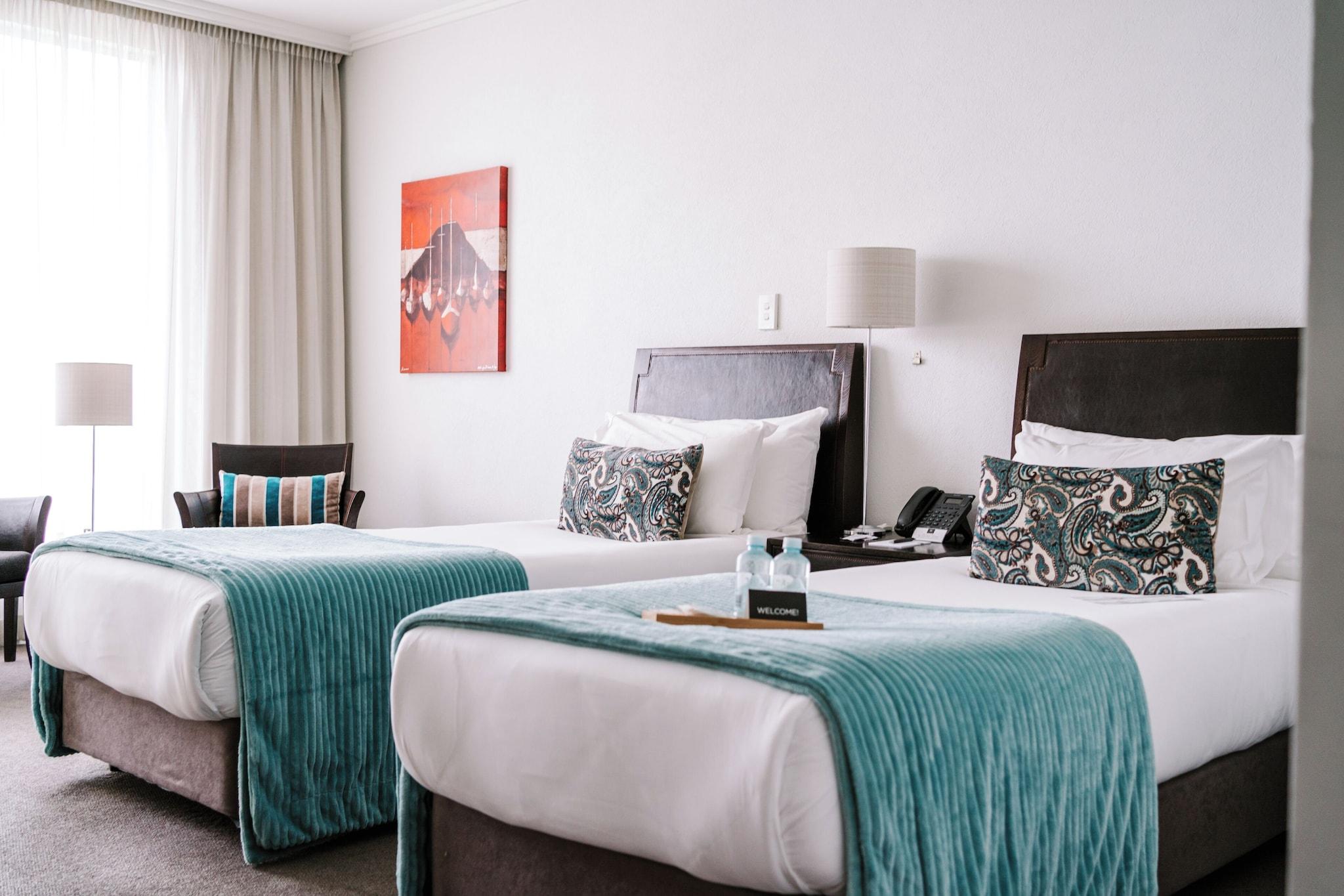 Superior, Twin Beds