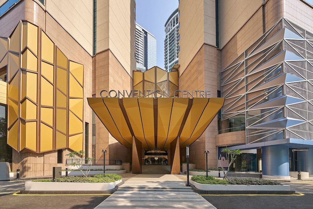Renaissance Kuala Lumpur Hotel & Convention Centre in KUALA LUMPUR