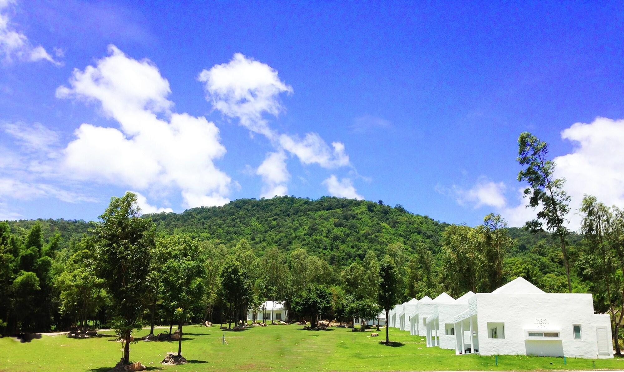 Aristo Chic Resort & Farm 28/39