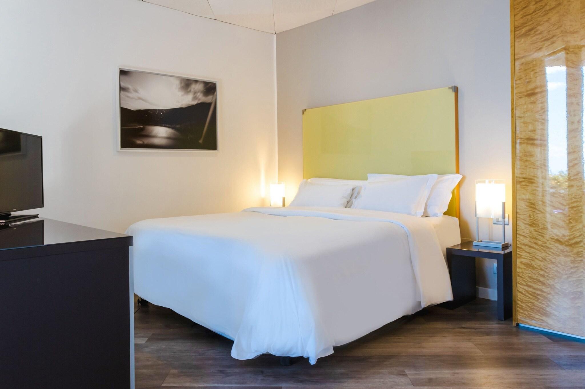غرفة ديلوكس بسرير كينج، Four Points By Sheraton Catania Hotel And Conference Center 4/8