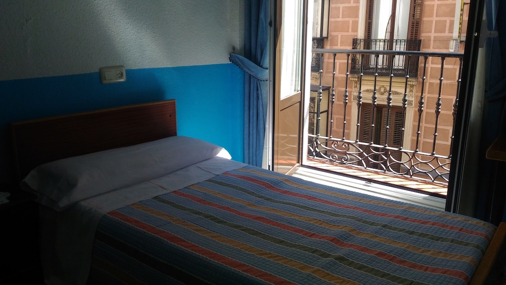 Hostal Palacios Fuencarral 23/67