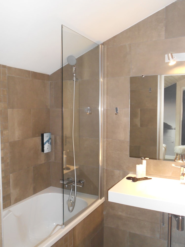 Cit'Hotel Avantici Gap 36/41