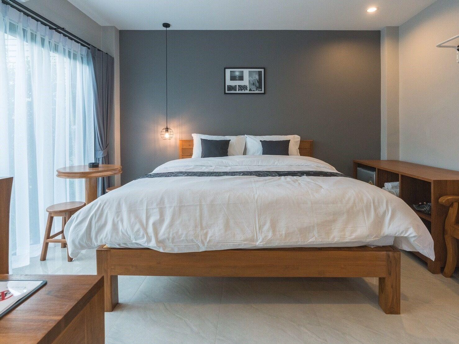 Deluxe, Double Bed, Pool Access, Ground Floor