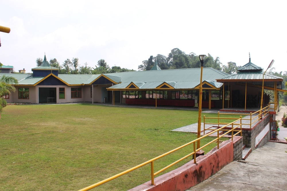Nature Bloom Hotel And Resort 50/50