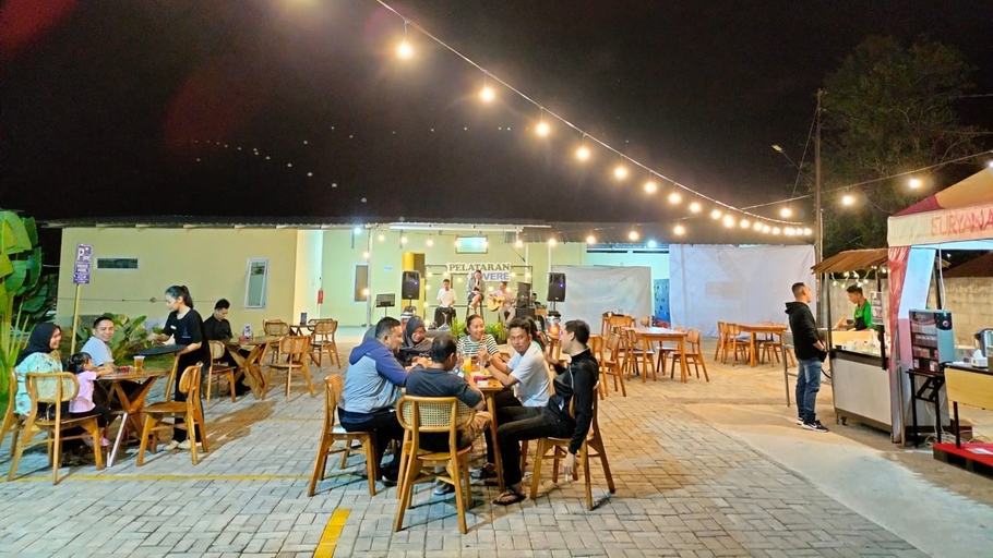 Fovere Hotel Kuala Kapuas 14/16