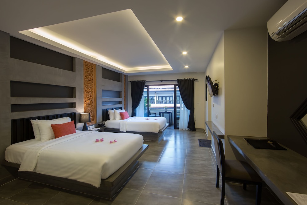 CENTRAL SUITE RESIDENCE 39/76