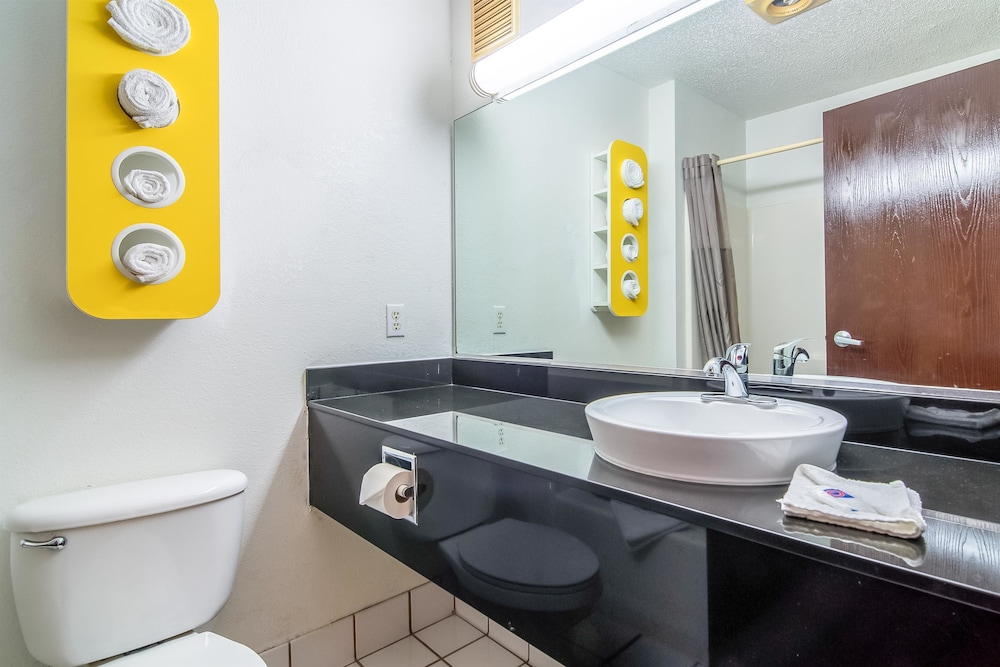 Motel6 Dallas, TX - North - Richardson 53/55