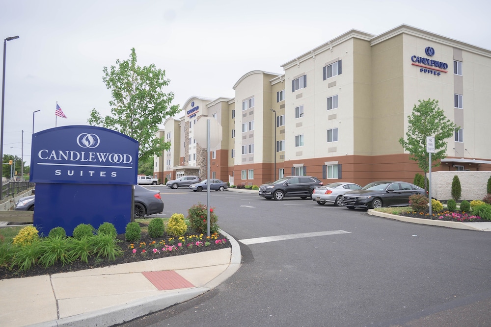 Candlewood Suites Chester - Philadelphia 60/69