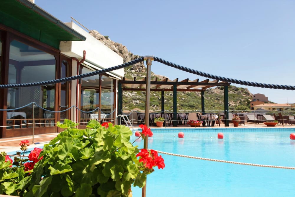 Miralonga Hotel 47/50
