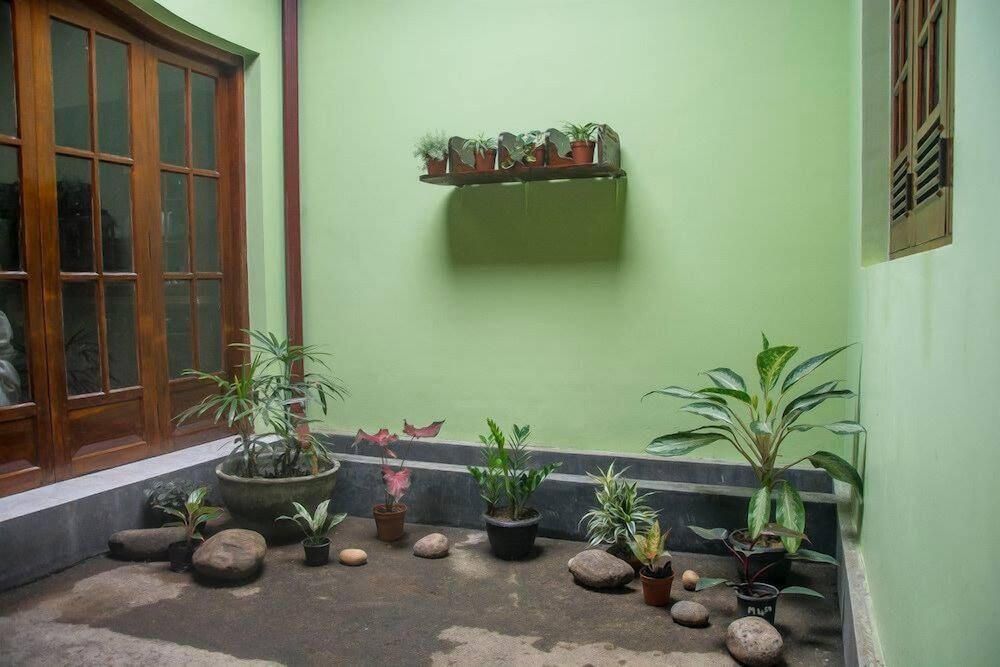 Granary Home Stay 14/16