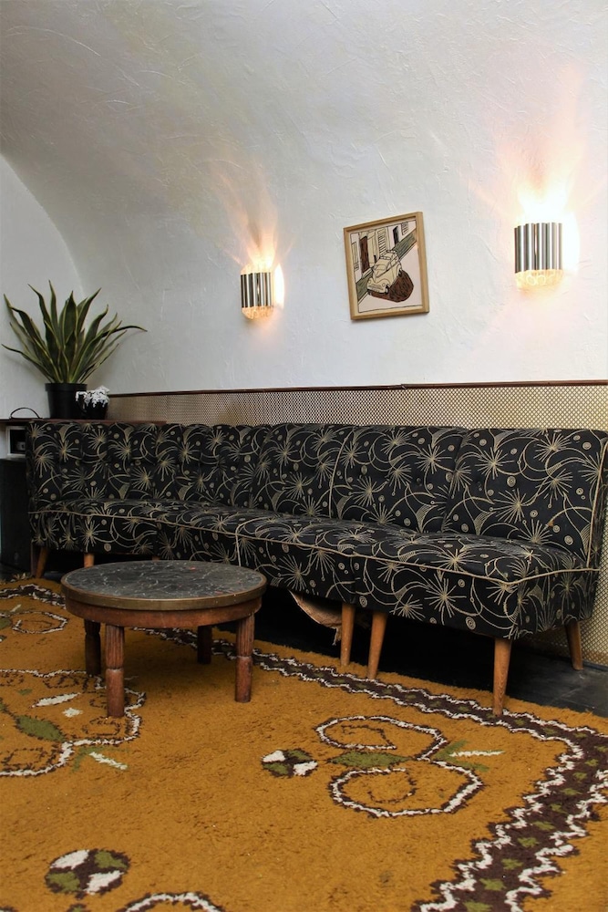 HOTEL DU TEMPS 44/58