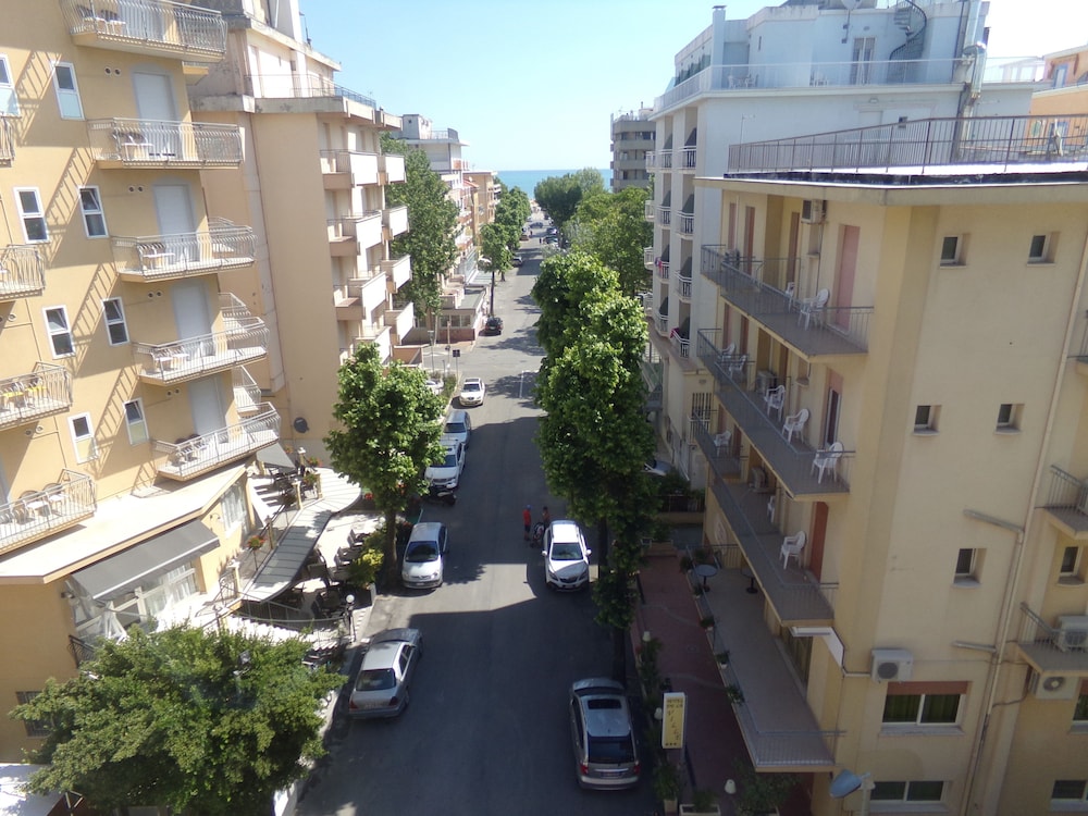 Hotel Fellini Rimini 15/19